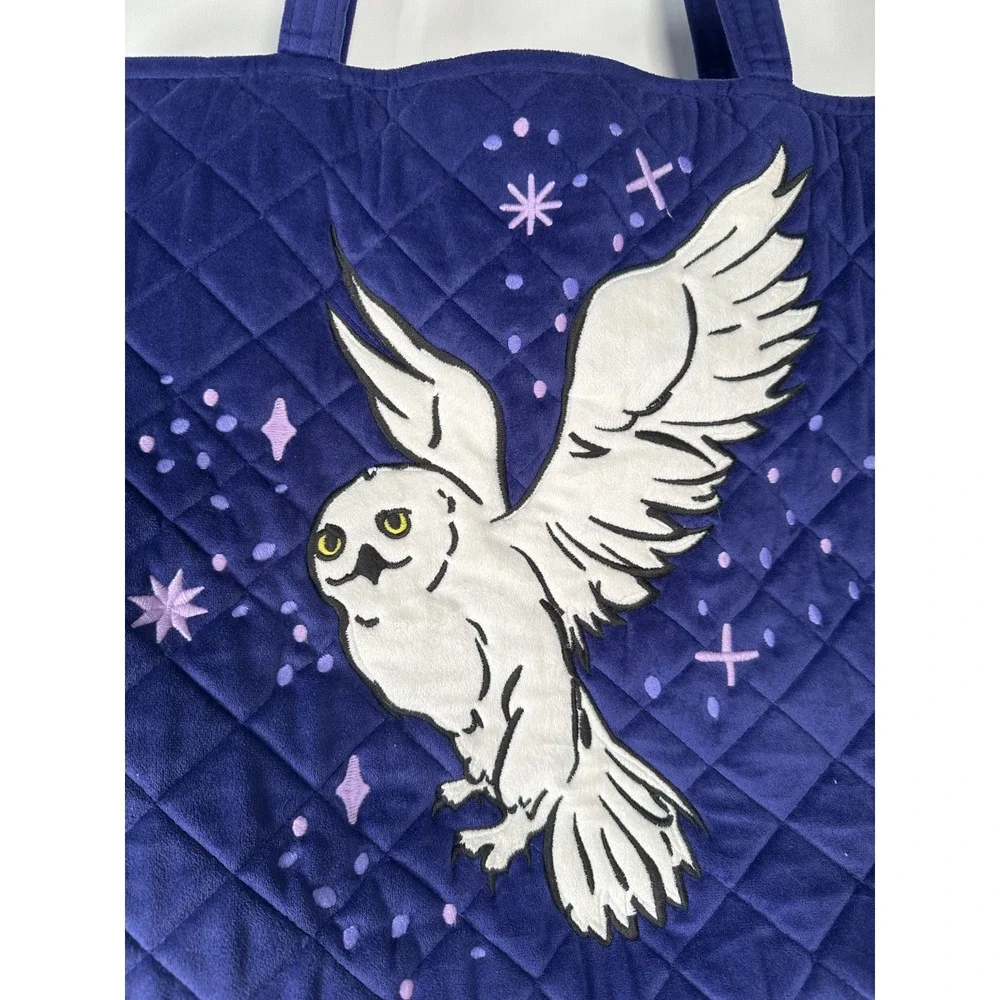 Vera Bradley Harry Potter Hedwig Purple Quilted Velvet Tote Bag Celestial Owl - Picture 2 of 12